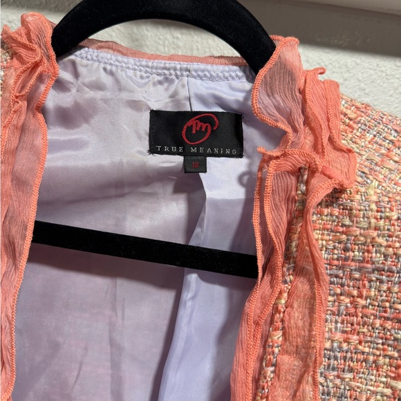 Korean Ruffle blazer size 12 - Picture 3 of 4